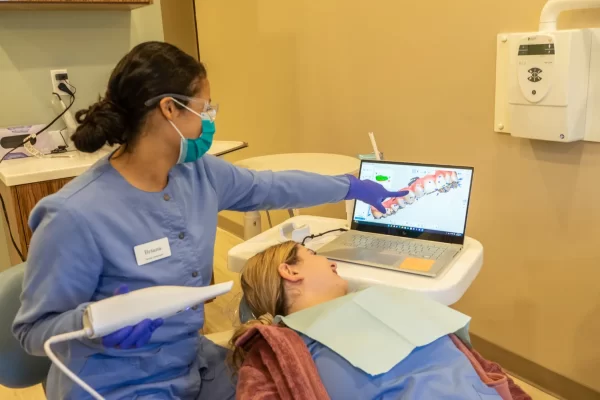 patient & assistant with itero image